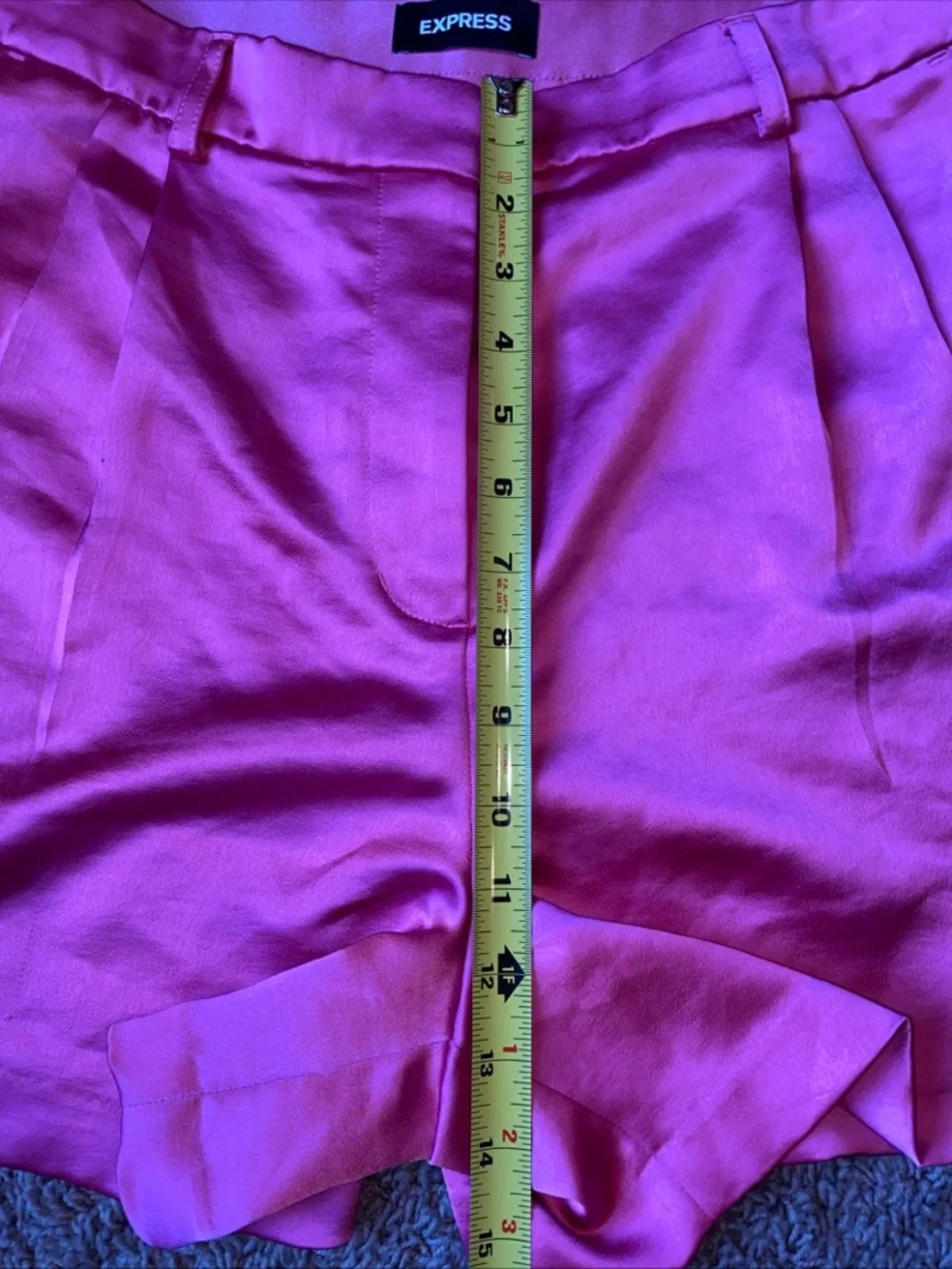 Express Satin High Waist Shorts Womens Sz 12 Pink Barbiecore Vacation Pleated